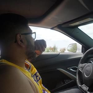 Meet your Posher, Carlos